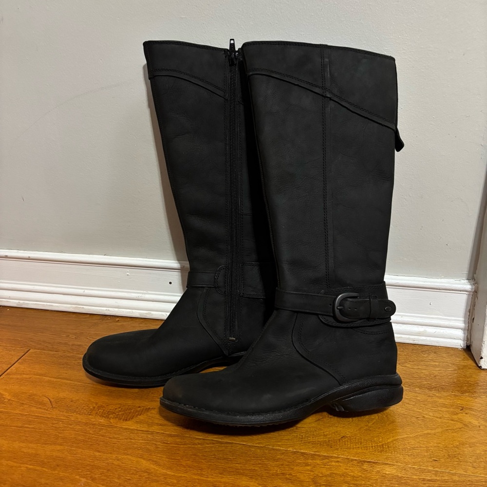 Merrell leather riding boots size 6
